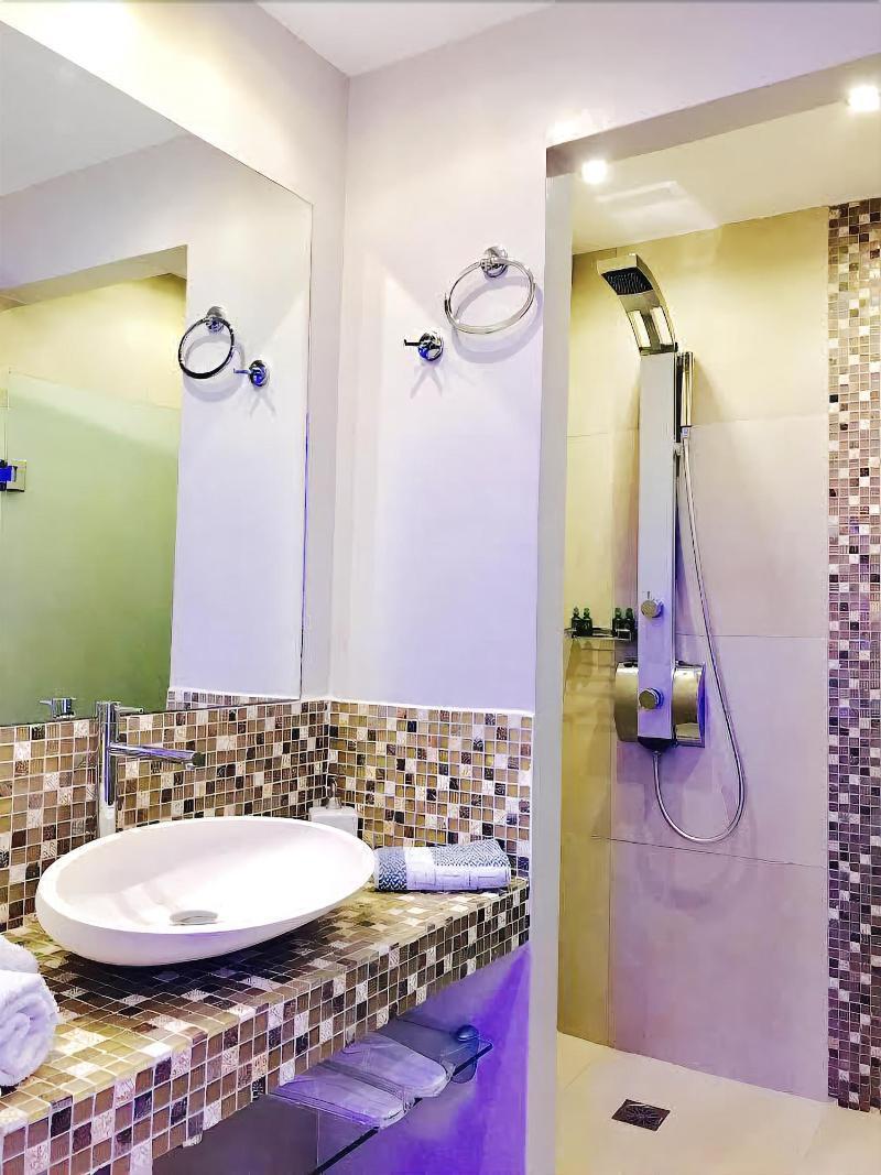 Queen Boutique Suites Mykonos Town 외부 사진