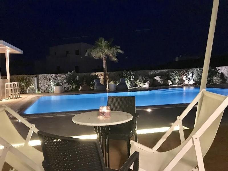 Queen Boutique Suites Mykonos Town 외부 사진